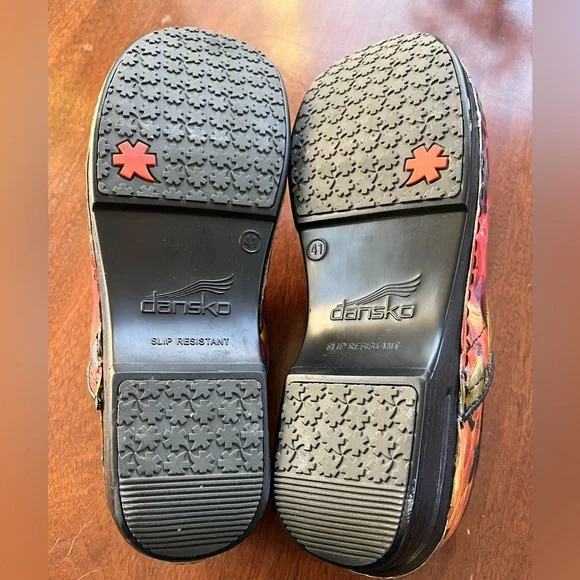 Dansko EU 41 (Women's 10-10.5) sunflower clogs - Picture 4 of 14